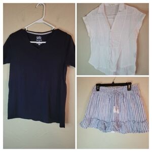 Ladies Bundle H&M mini skirt, Mesh + Lace blouse, Croft & Barrow t-shirt sz M